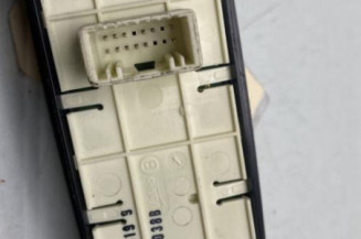 Interrupteur de leve vitre avant gauche RENAULT LAGUNA 3