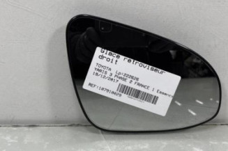 Glace retroviseur droit TOYOTA YARIS 3 Photo n°1