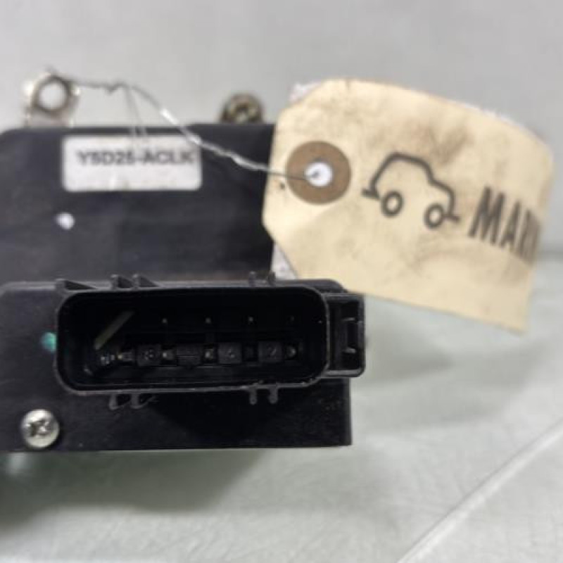 Serrure avant gauche FORD FIESTA 5 Photo n°3