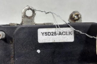 Serrure avant gauche FORD FIESTA 5