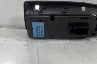 Interrupteur de leve vitre avant gauche BMW SERIE 1 E87