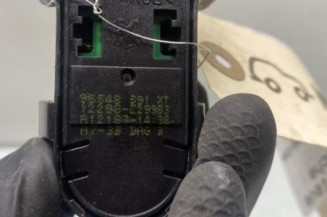 Interrupteur de leve vitre avant gauche PEUGEOT 207