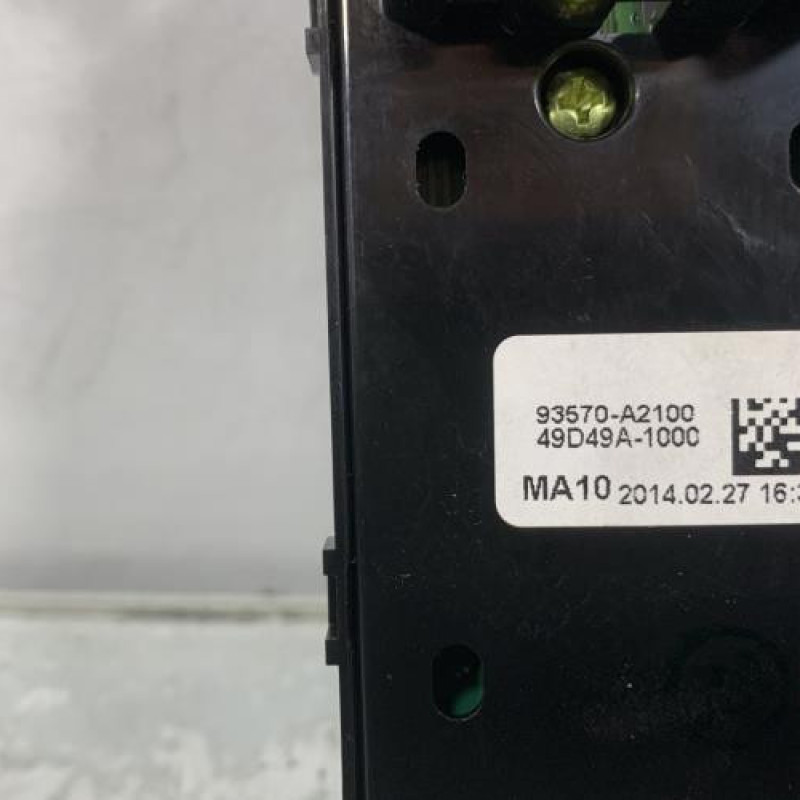 Interrupteur de leve vitre avant gauche KIA CEE-D 2 Photo n°5