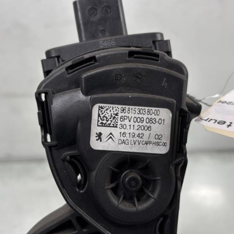 Pedale d'accelerateur PEUGEOT 207 Photo n°2