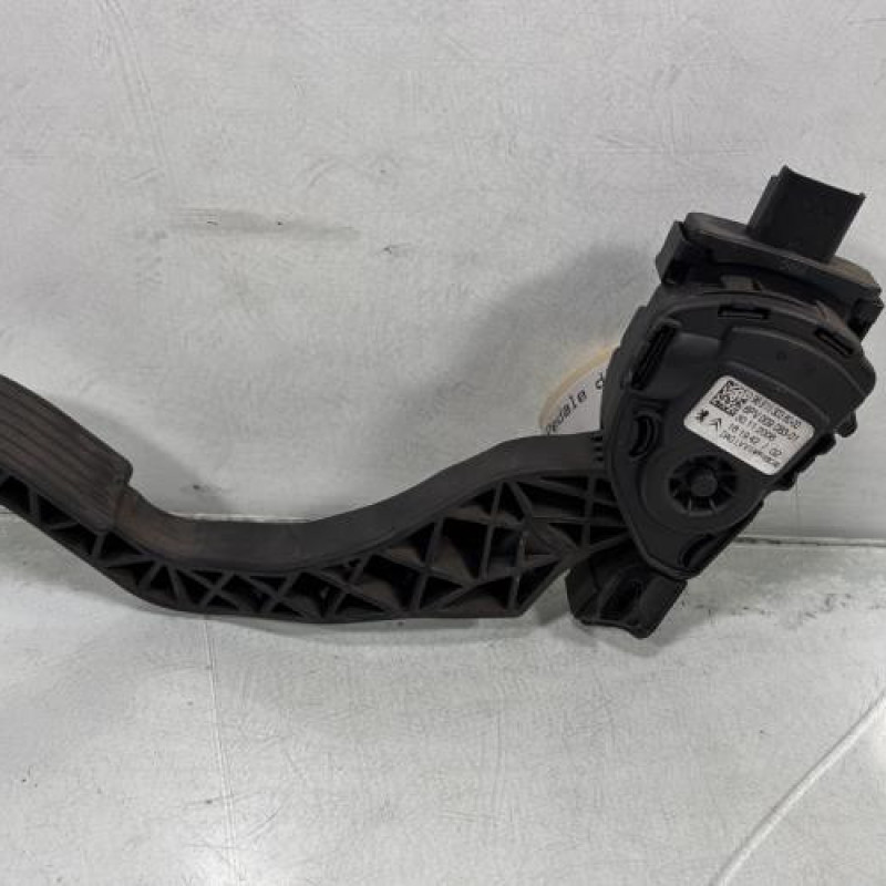 Pedale d'accelerateur PEUGEOT 207 Photo n°5