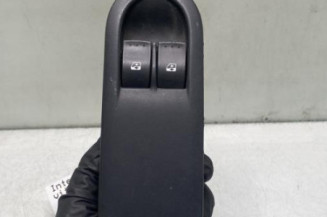 Interrupteur de leve vitre avant gauche RENAULT MEGANE 2 Photo n°1