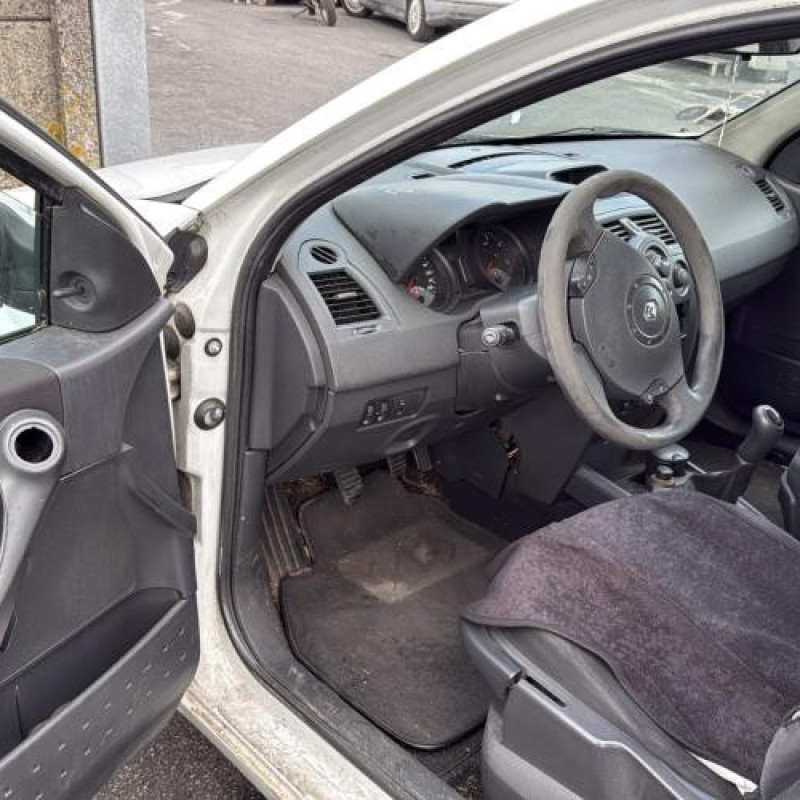 Interrupteur de leve vitre avant gauche RENAULT MEGANE 2 Photo n°13