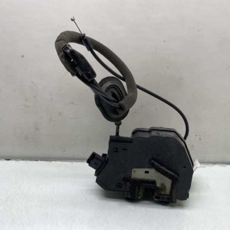 Serrure arriere droit RENAULT CLIO 4 Photo n°4