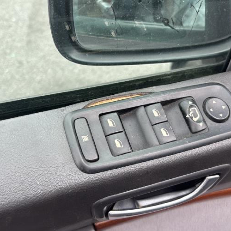 Interrupteur de leve vitre avant gauche CITROEN C8 Photo n°15