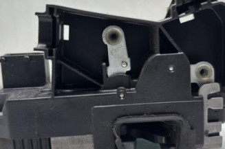 Serrure avant gauche RENAULT TRAFIC 2