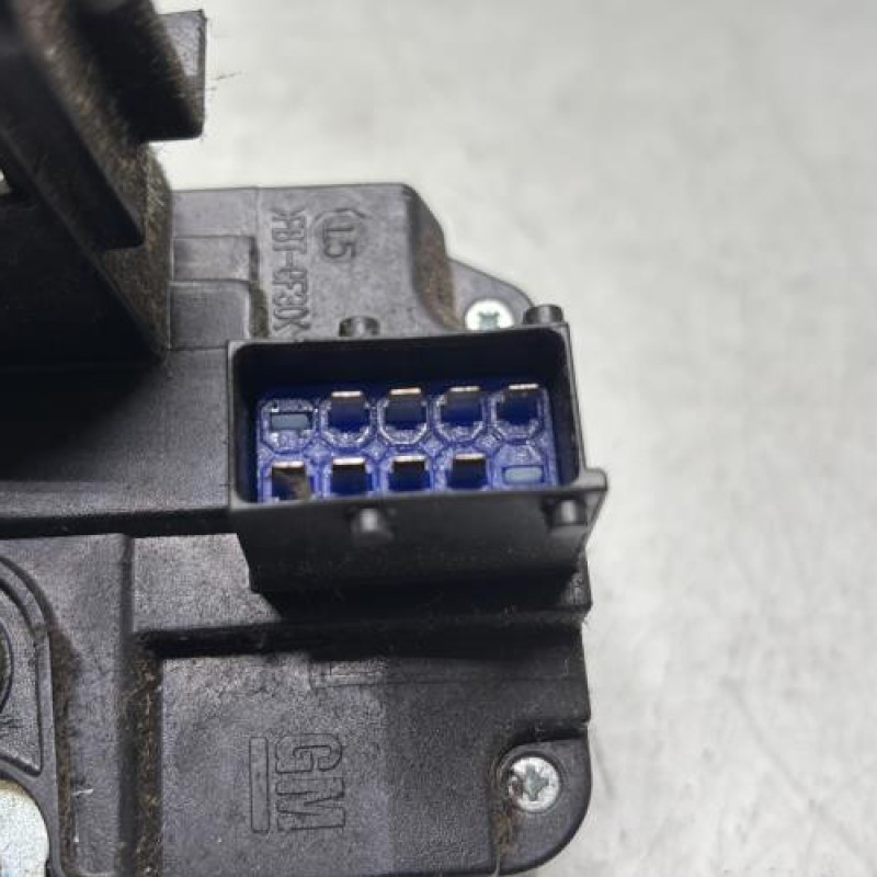 Serrure avant gauche RENAULT TRAFIC 2 Photo n°4