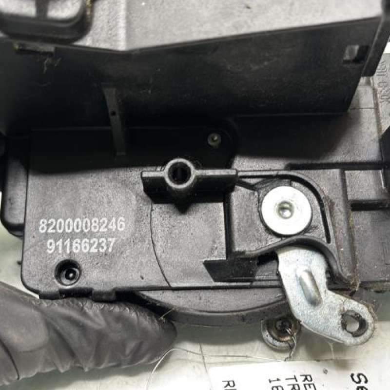 Serrure avant gauche RENAULT TRAFIC 2 Photo n°5