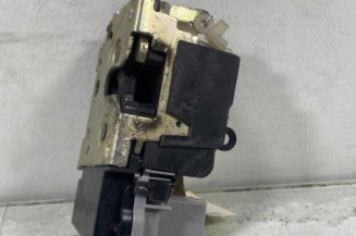 Serrure avant droit CITROEN XSARA PICASSO