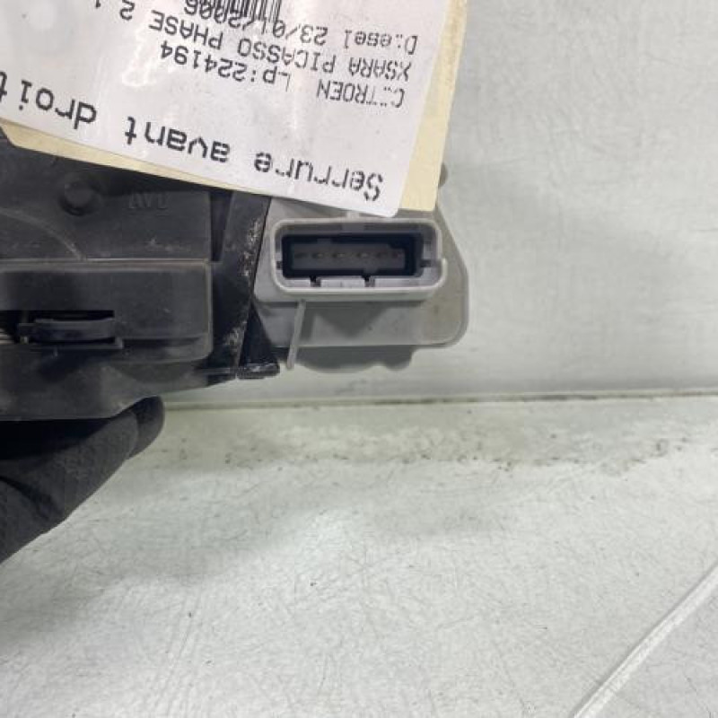 Serrure avant droit CITROEN XSARA PICASSO Photo n°3