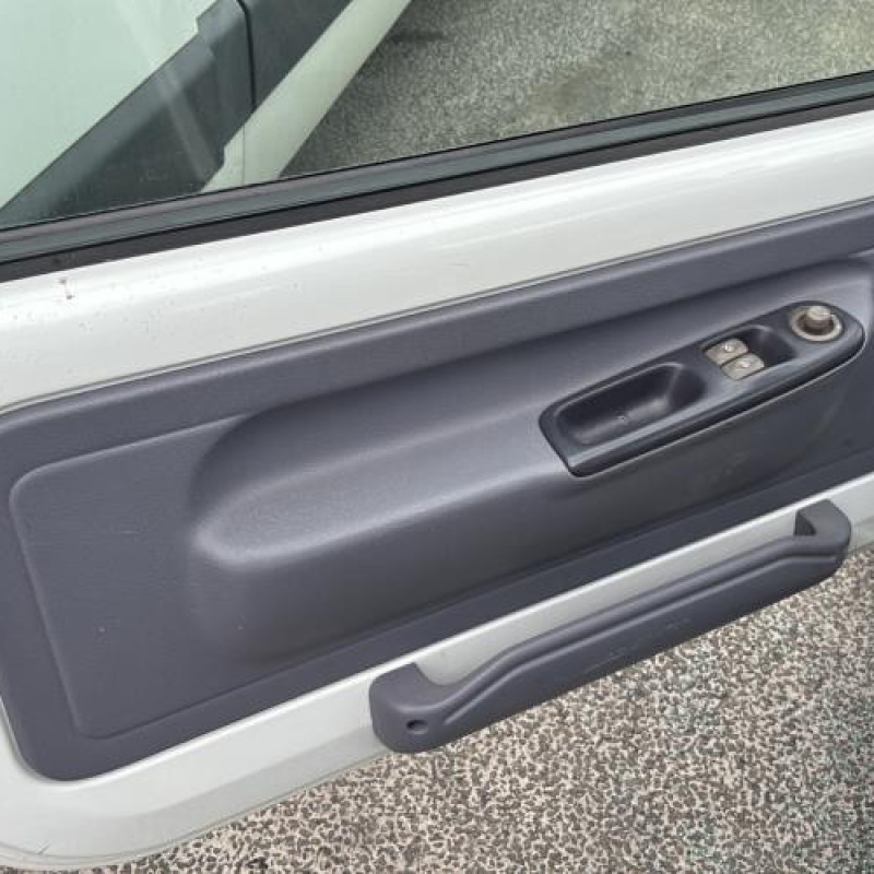 Amortisseur avant gauche RENAULT TWINGO 1 Photo n°9