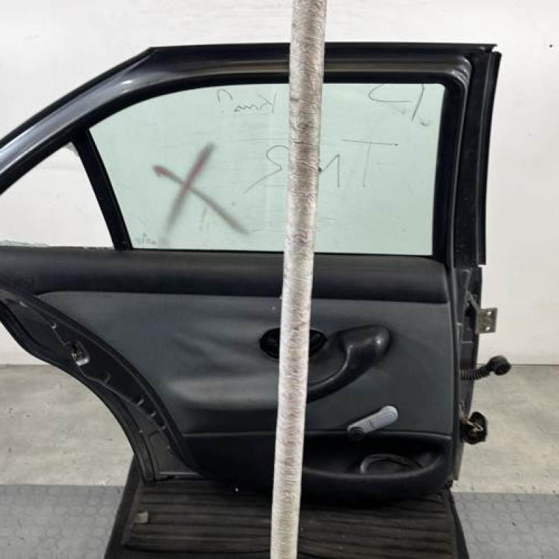 Porte arriere gauche PEUGEOT 406 Photo n°6