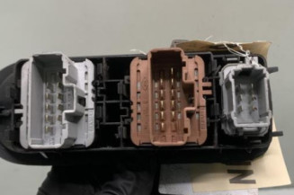 Interrupteur de leve vitre avant gauche RENAULT SCENIC 2