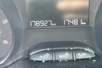 Interrupteur de leve vitre avant gauche PEUGEOT 208 1