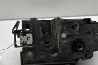 Serrure avant droit SKODA FABIA 2