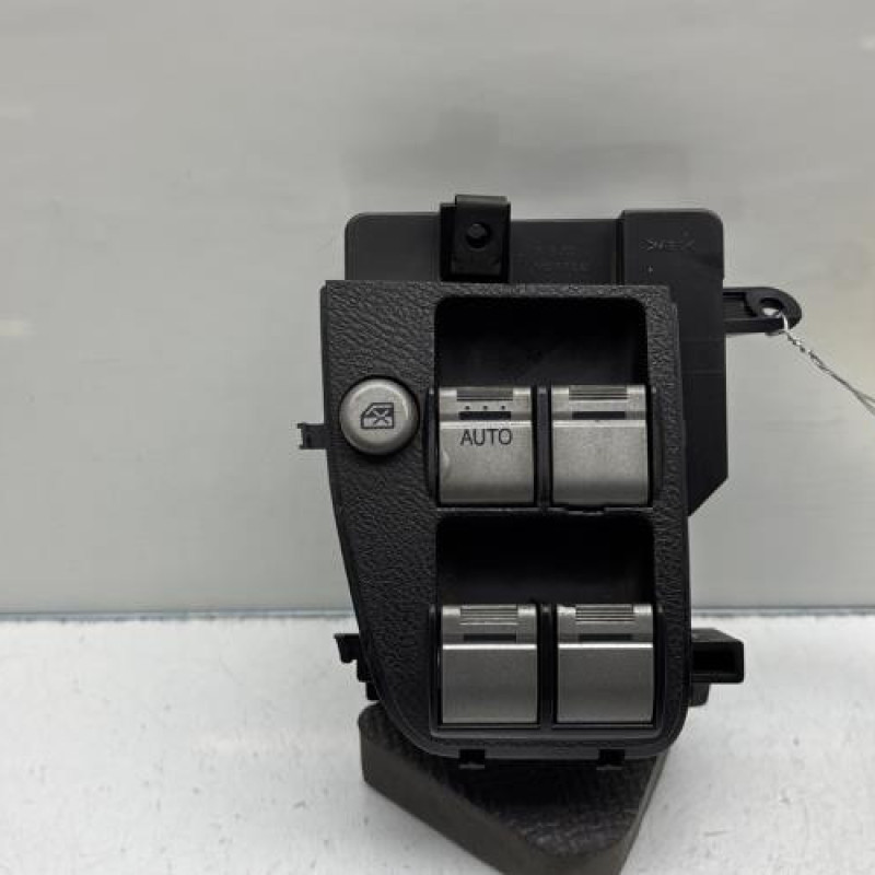 Interrupteur de leve vitre avant gauche HONDA FR-V Photo n°1