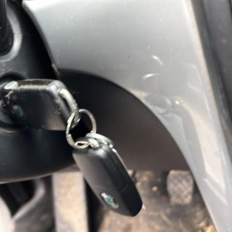 Moteur SKODA YETI Photo n°9