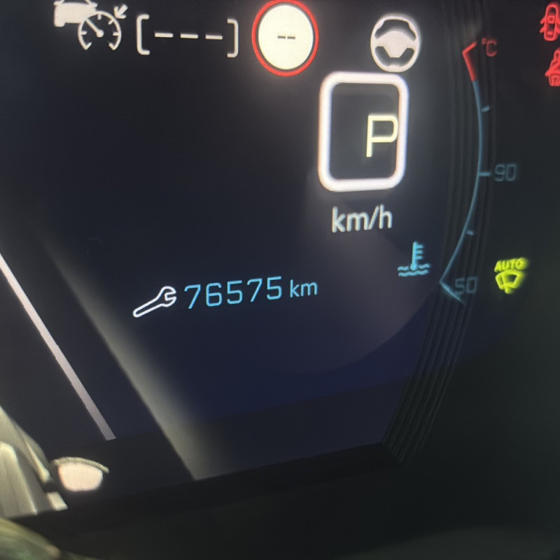 PEUGEOT 2008 2 PHASE 1 1.5 BLUE HDI - 16V TURBO Photo n°21