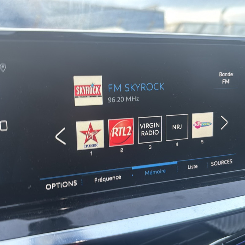 PEUGEOT 2008 2 PHASE 1 1.5 BLUE HDI - 16V TURBO Photo n°22