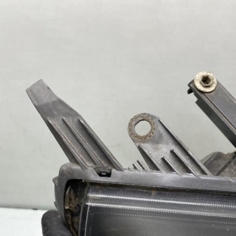 Optique avant principal droit (feux)(phare) FORD FIESTA 5 Photo n°3