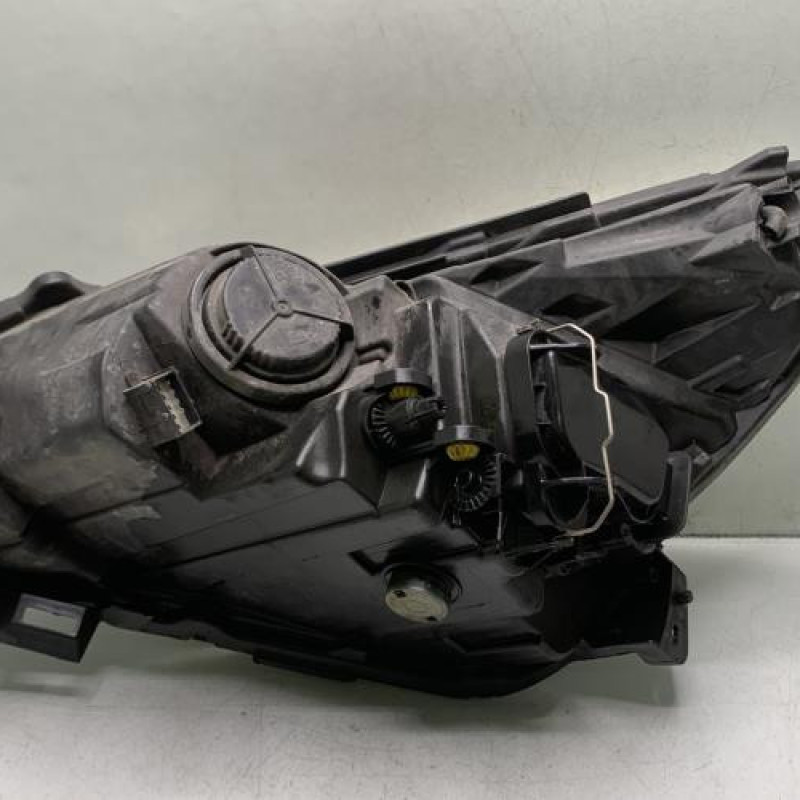 Optique avant principal droit (feux)(phare) OPEL CORSA D Photo n°6