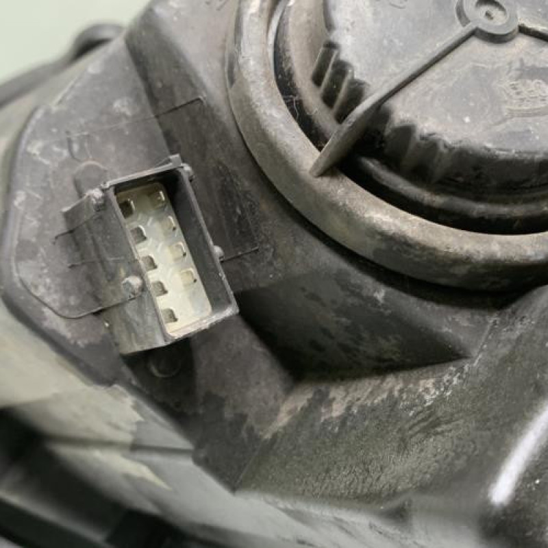 Optique avant principal droit (feux)(phare) OPEL CORSA D Photo n°7