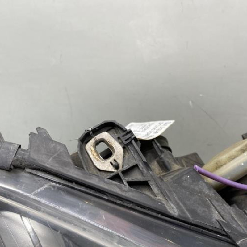 Optique avant principal droit (feux)(phare) MERCEDES CLASSE B 245 Photo n°3