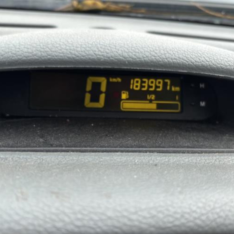 Reservoir essence RENAULT TWINGO 1 Photo n°14