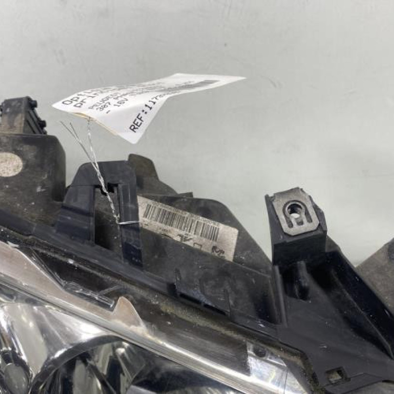 Optique avant principal droit (feux)(phare) PEUGEOT 307 Photo n°2