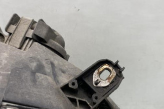 Optique avant principal droit (feux)(phare) MERCEDES CLASSE B 245