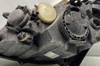 Optique avant principal droit (feux)(phare) MERCEDES CLASSE B 245