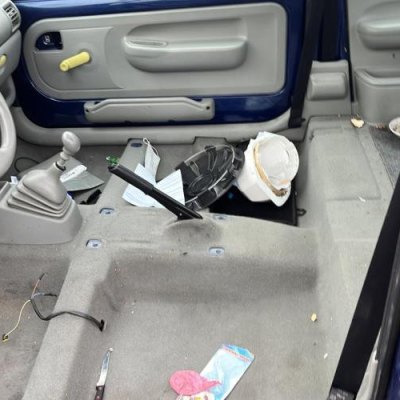 Reservoir essence RENAULT TWINGO 1 Photo n°1