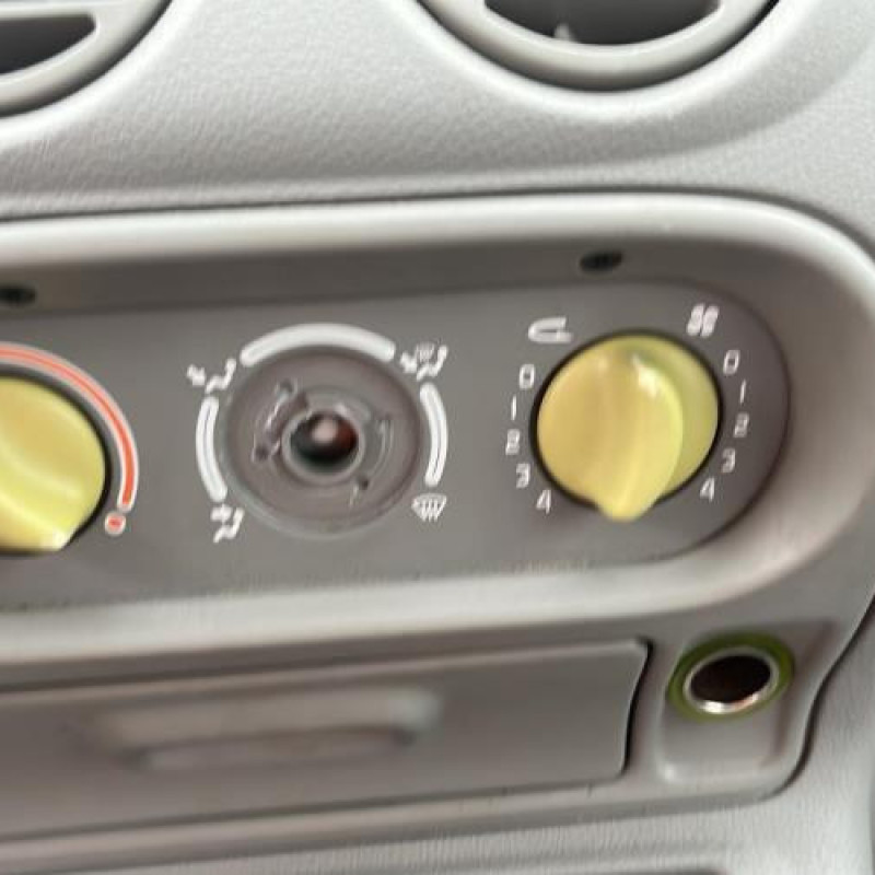 Reservoir essence RENAULT TWINGO 1 Photo n°6