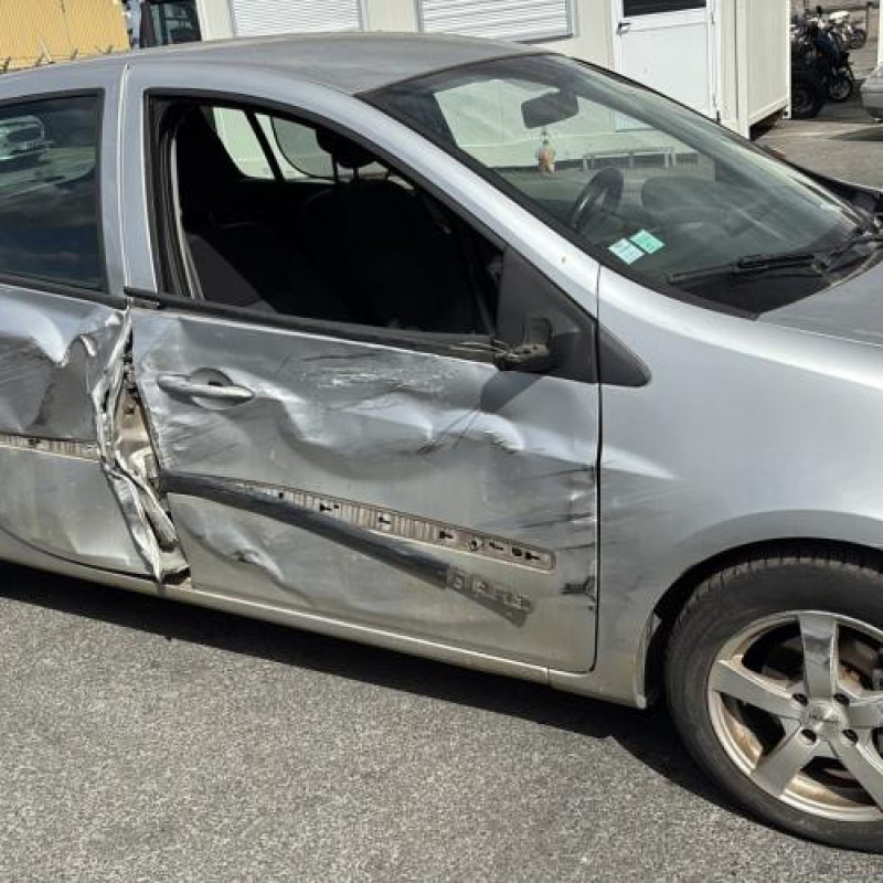 Tambour arriere gauche RENAULT CLIO 3 Photo n°7