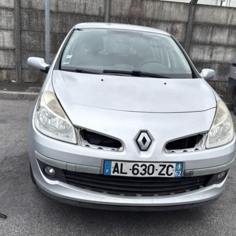 Tambour arriere gauche RENAULT CLIO 3 Photo n°8