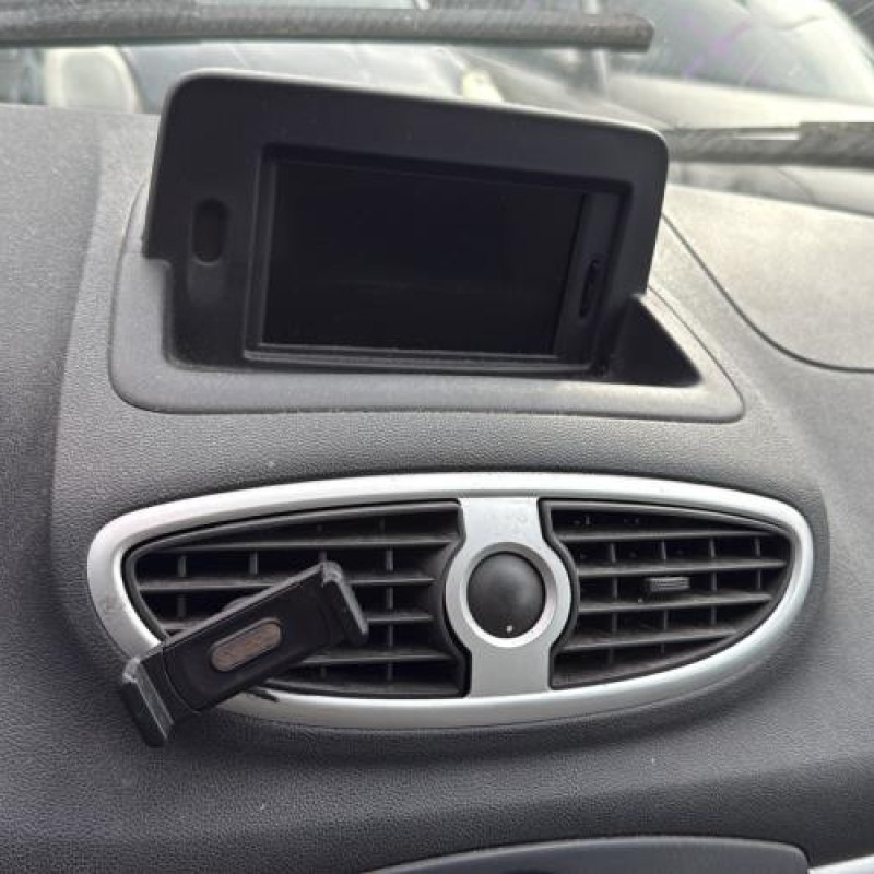 Tambour arriere droit RENAULT CLIO 3 Photo n°14