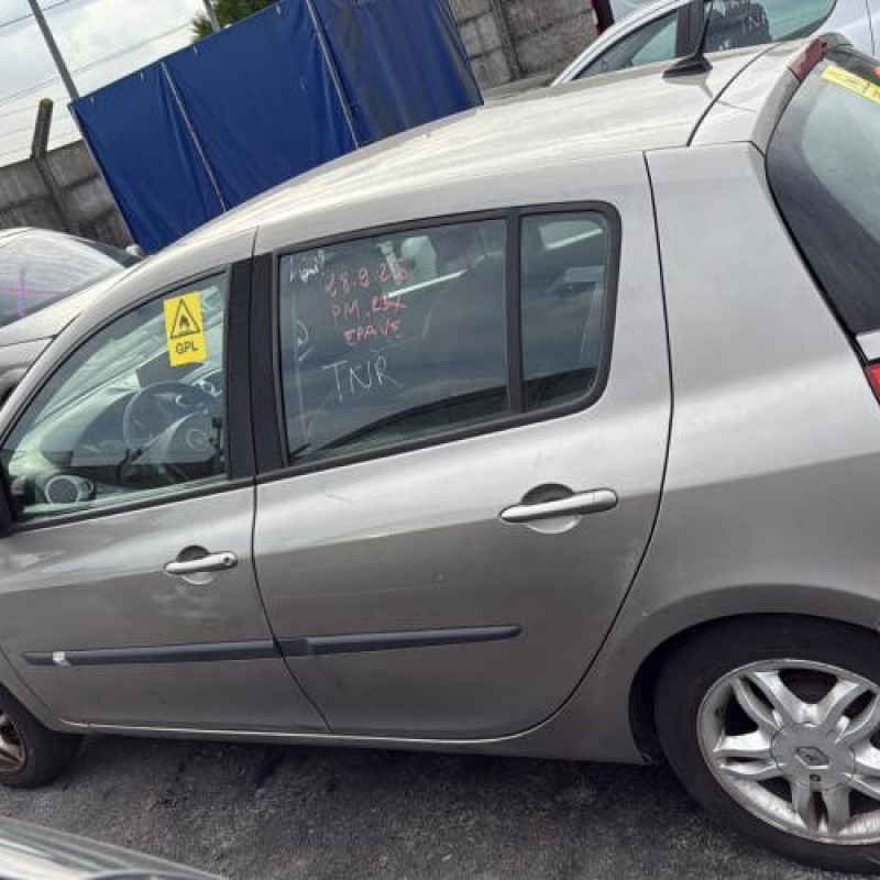 Tambour arriere gauche RENAULT CLIO 3 Photo n°7