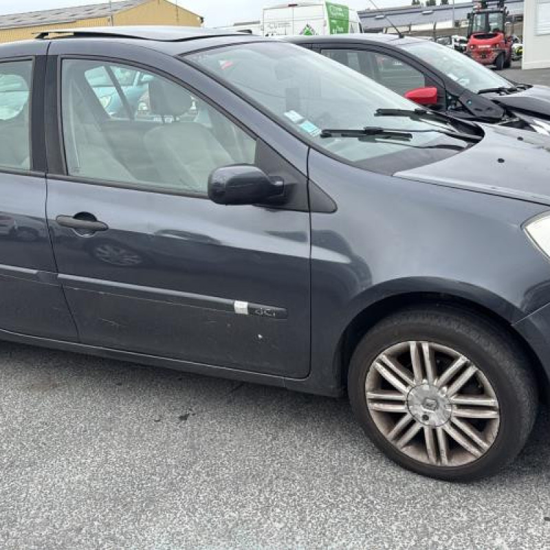 Tambour arriere gauche RENAULT CLIO 3 Photo n°7