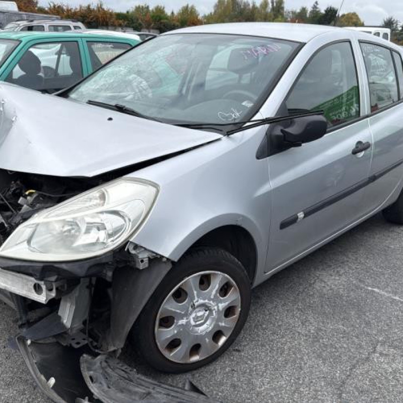 Catalyseur (echappement) RENAULT CLIO 3 Photo n°1