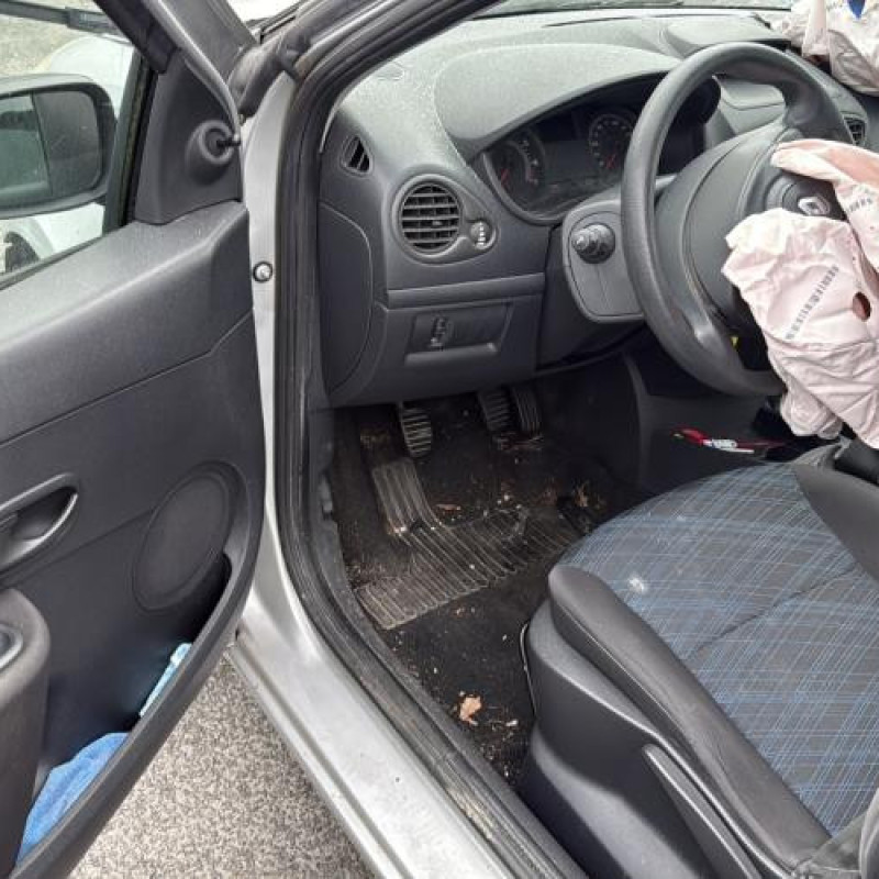 Tambour arriere gauche RENAULT CLIO 3 Photo n°13