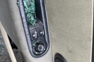 Tambour arriere droit RENAULT CLIO 3