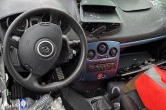 Tambour arriere droit RENAULT CLIO 3