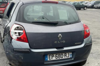 Tambour arriere droit RENAULT CLIO 3