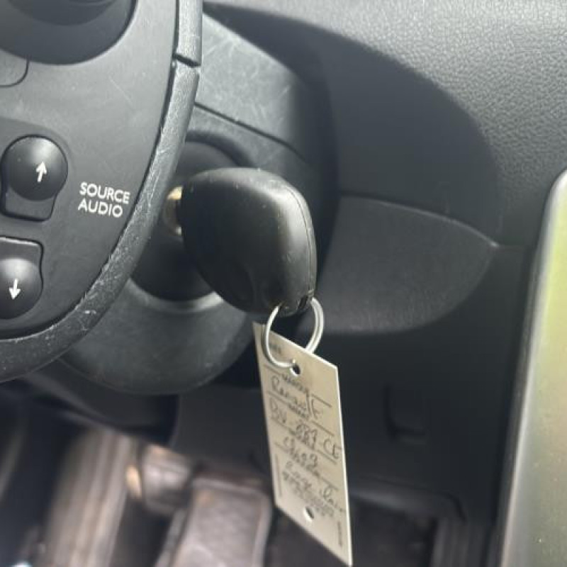 Tambour arriere droit RENAULT CLIO 3 Photo n°19