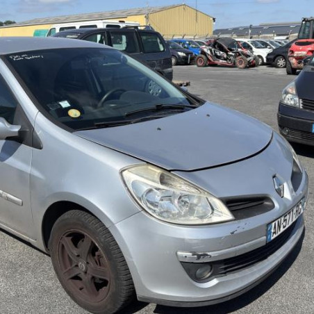 Tambour arriere droit RENAULT CLIO 3