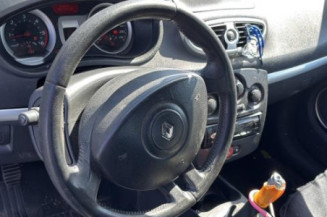 Tambour arriere droit RENAULT CLIO 3